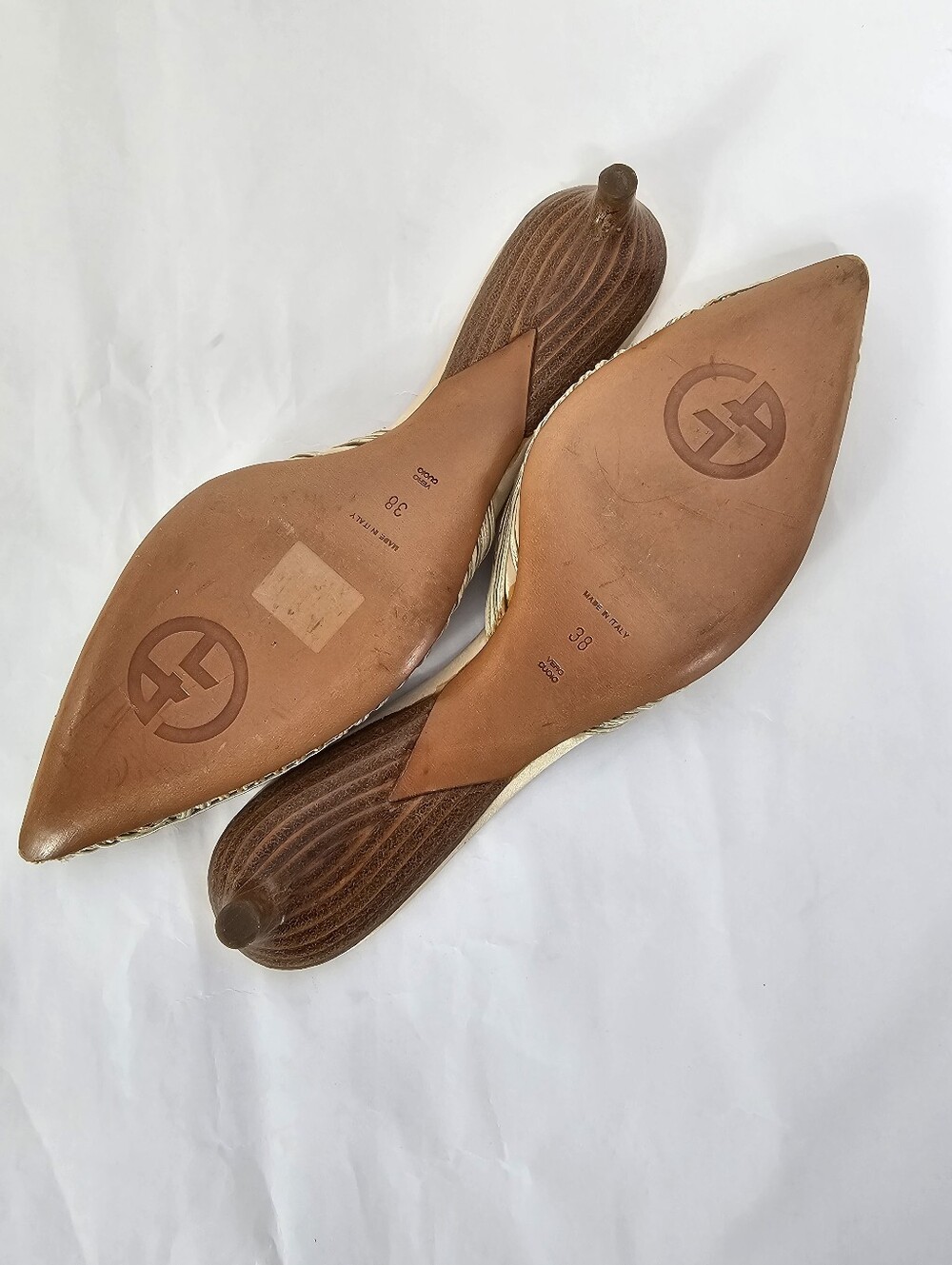 Vintage Giorgio Armani Corded Metallic Gold Embellished Mule Kitten Heel Size 38 - Picture 9 of 9